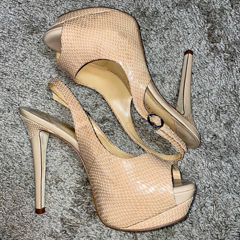 Gianni Bini Nude platform heels